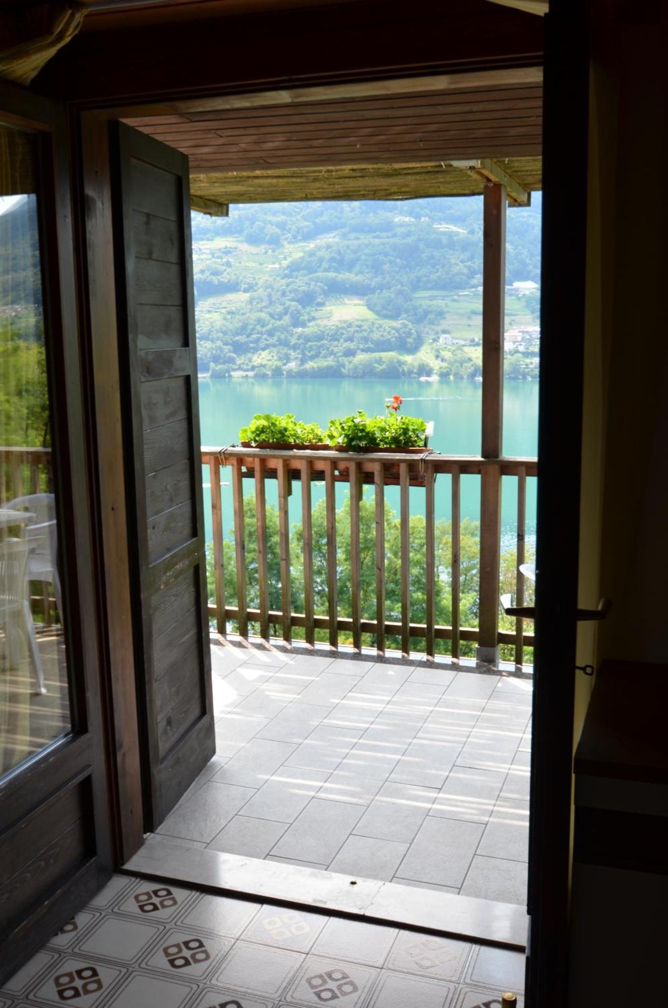 Trentino Appartamenti Oss Tenna ภายนอก รูปภาพ