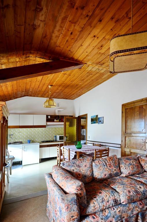 Trentino Appartamenti Oss Tenna ภายนอก รูปภาพ