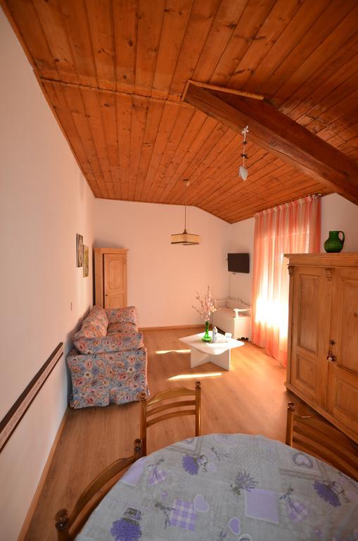 Trentino Appartamenti Oss Tenna ภายนอก รูปภาพ